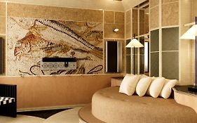 Hotel Luxia & Spa